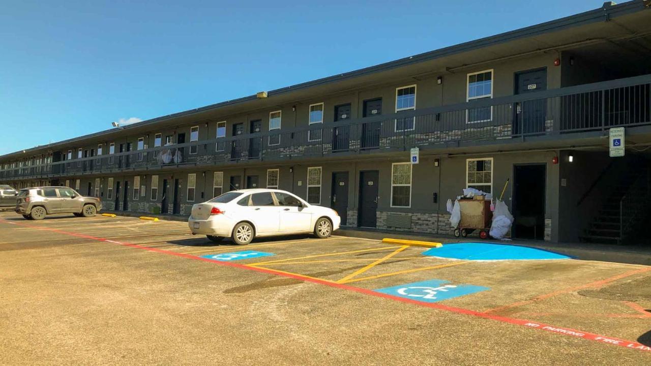 6-temple, Tx