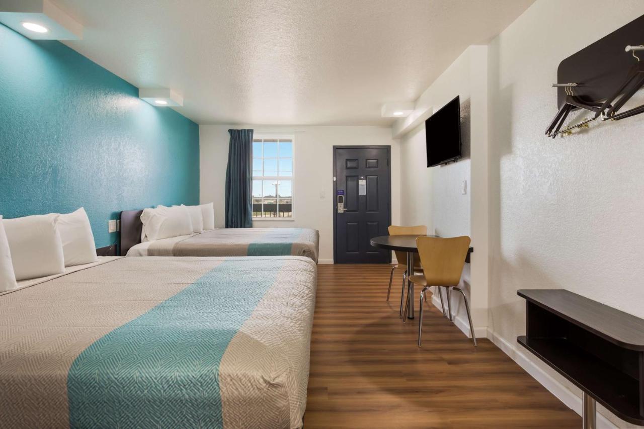 Hotel 6-temple, Tx